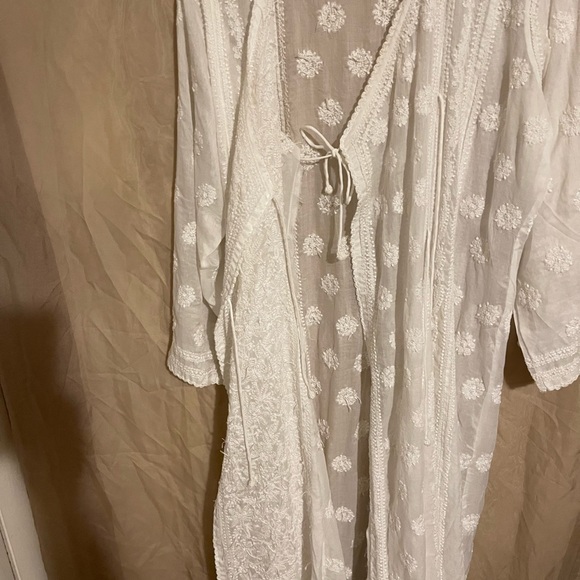 Vintage White Embroidered Angarkha Long Curty, Modal Lucknow Chikankari Kurta. - Picture 3 of 5